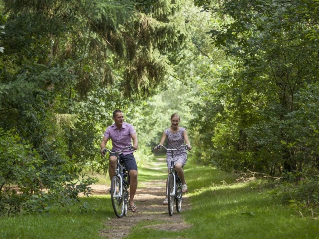 Landal De Vlinderhoeve Hotell Kring van Dorth Exteriör bild